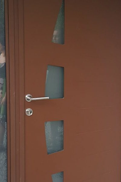 20160912_182742-copy-900x600-1